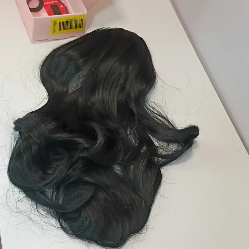 Drawstring Ponytail Extension • 20